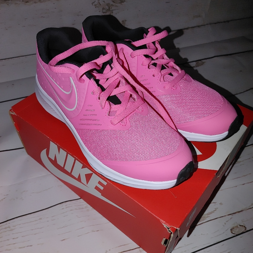 Nike shoes
